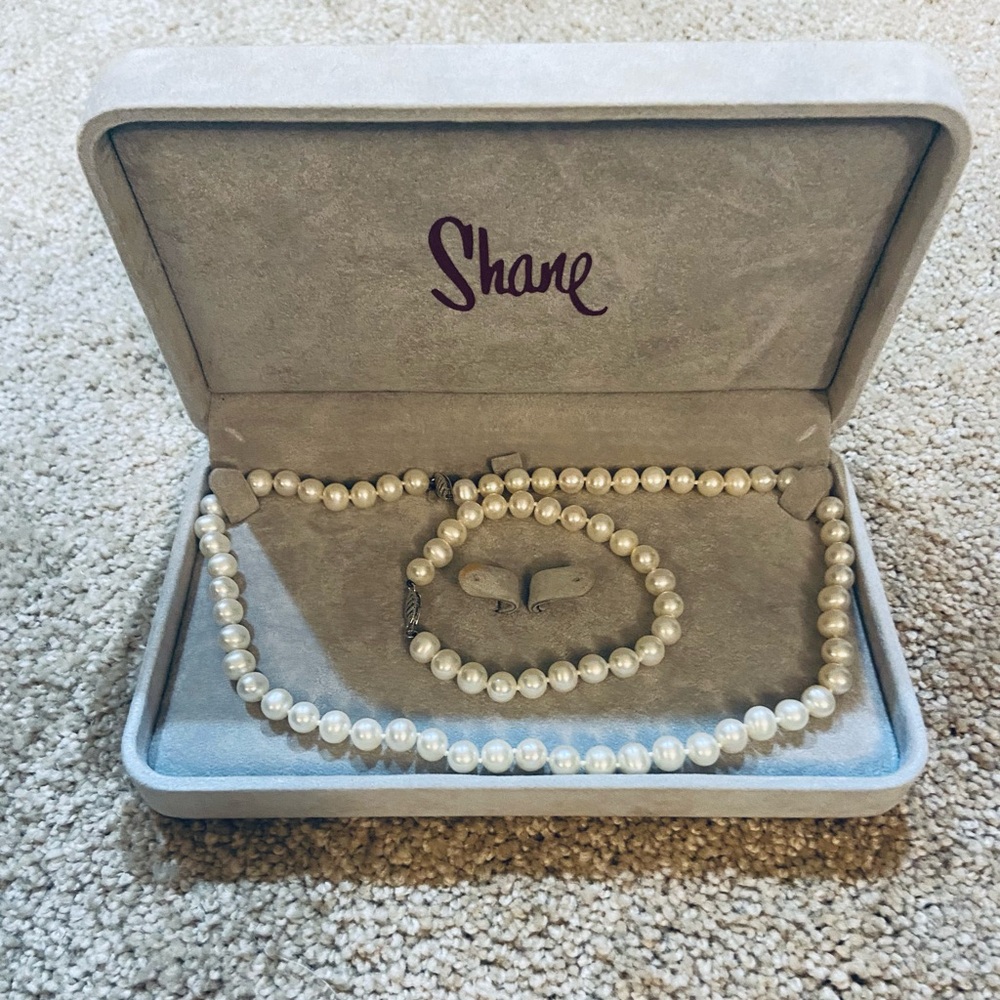 SHAN Classic Cream Pearl Necklace Set